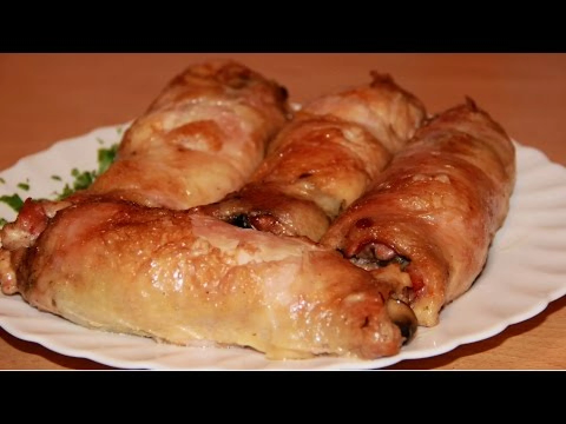 Рулет куриный с ветчиной